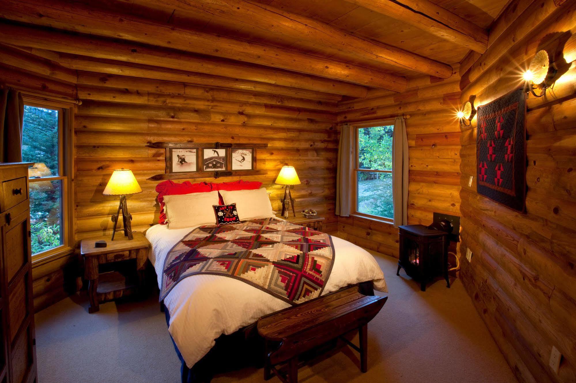 Alpine Village Suites 타오스스키밸리 외부 사진