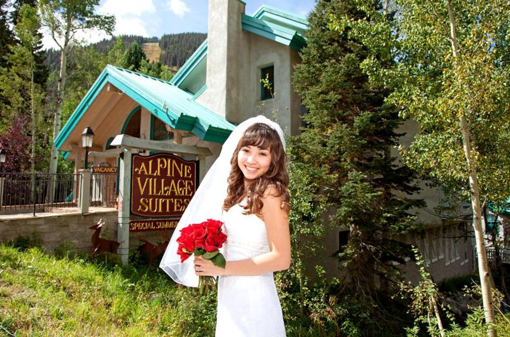 Alpine Village Suites 타오스스키밸리 외부 사진